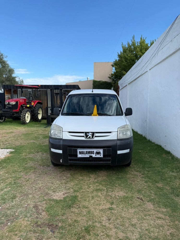 Peugeot Partner Furgón 1.4 — foto 4